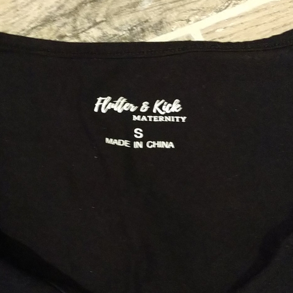 🌞Black flutter and kick maternity top, small - Picture 3 of 4